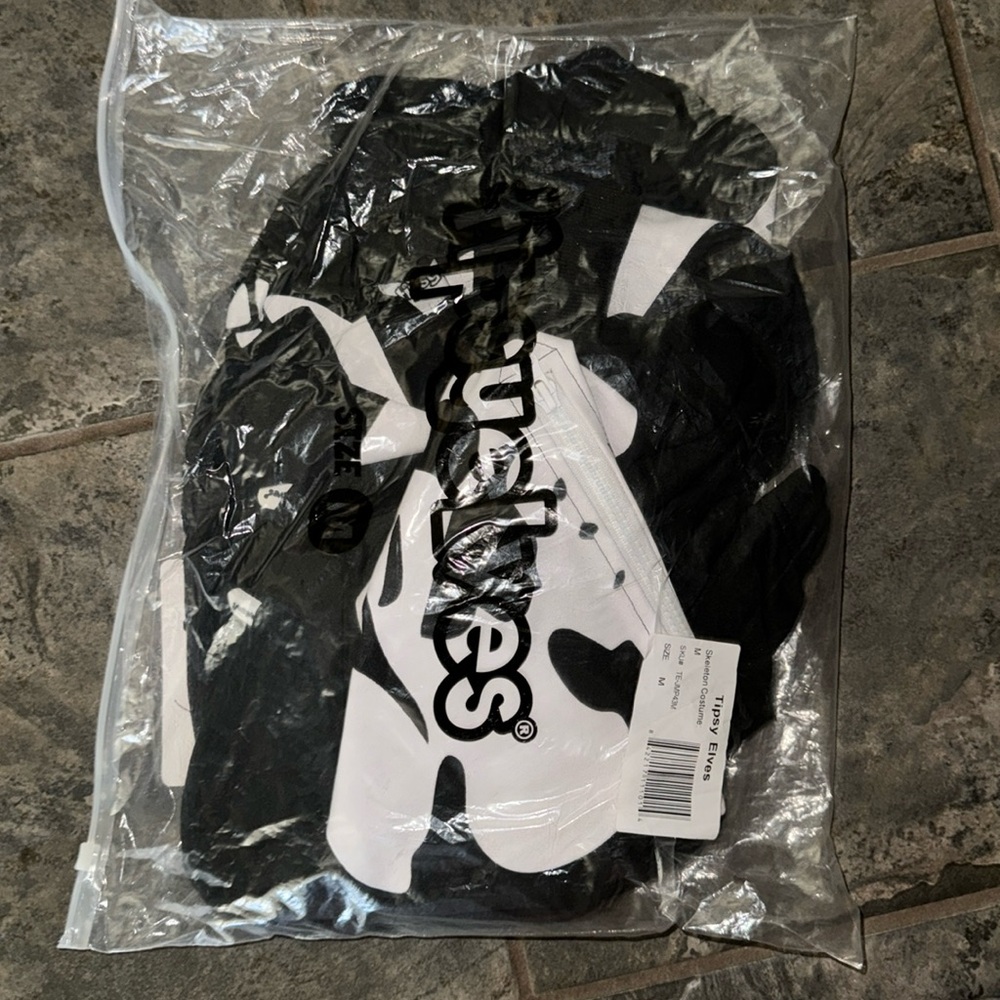 💀New! Tipsy Elves Unisex Skeleton Thick Onesie - Picture 16 of 16